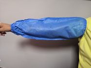 El brazo médico reforzado cubierto PE de SMS envuelve el color azul respirable anti - líquido proveedor